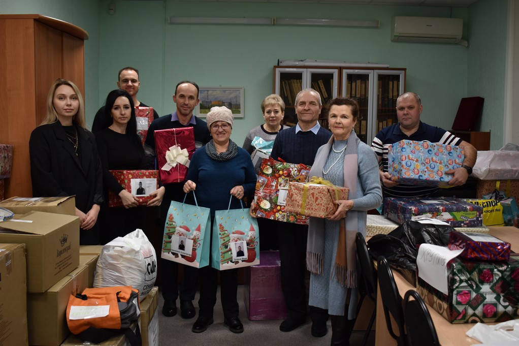 Сотрудники Нововоронежской АЭС исполнили желания воспитанников детдома.