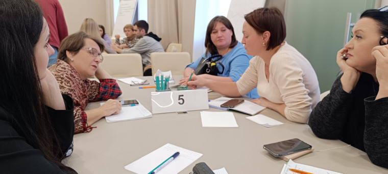 Наблюдатели от Общественной палаты городского округа город Нововоронеж посетила обучающий семинар в городе Воронеж.